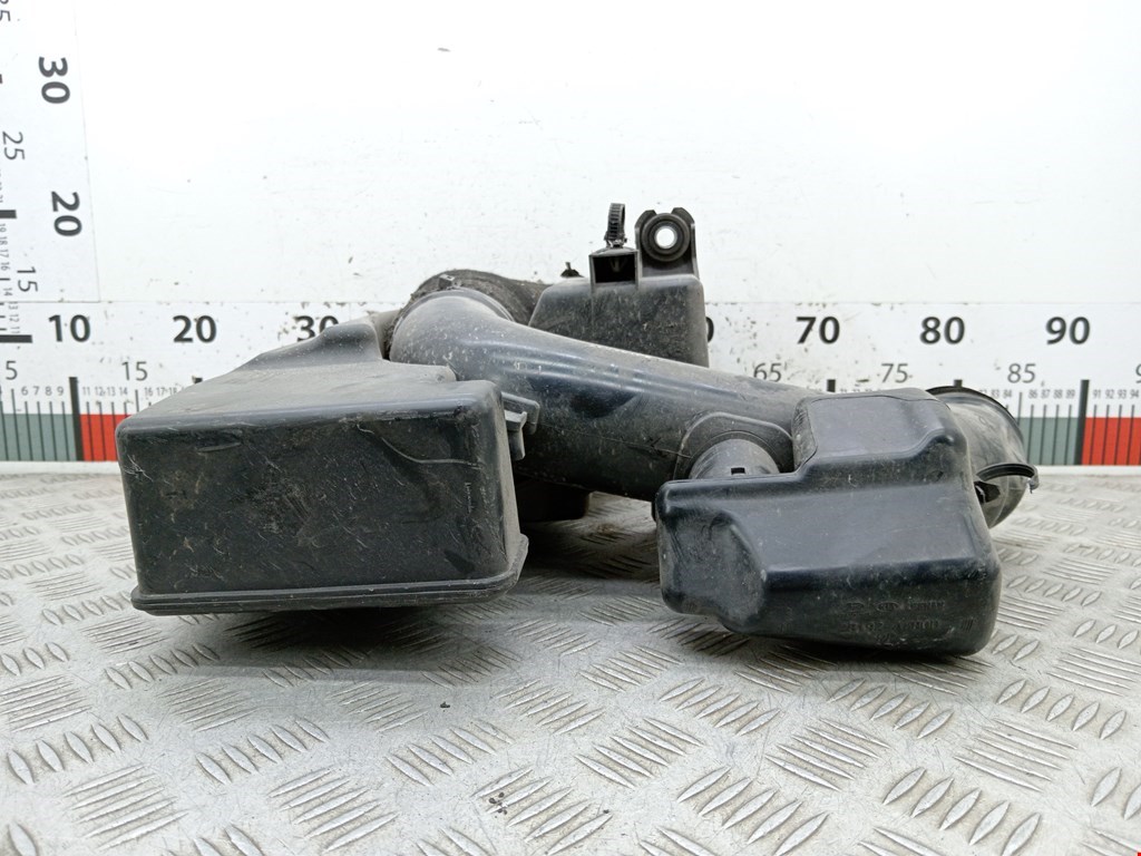 Резонатор воздушного фильтра KIA Cee'd II 2012-2018