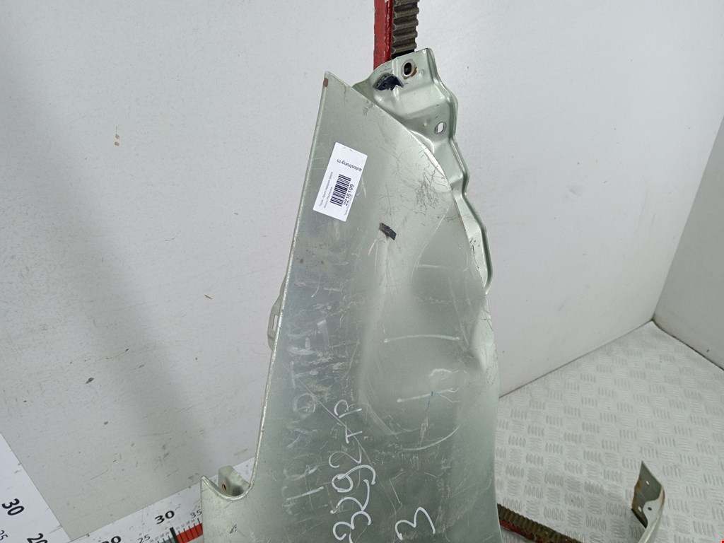 Крыло переднее правое TOYOTA Prius II XW20 2003-2012