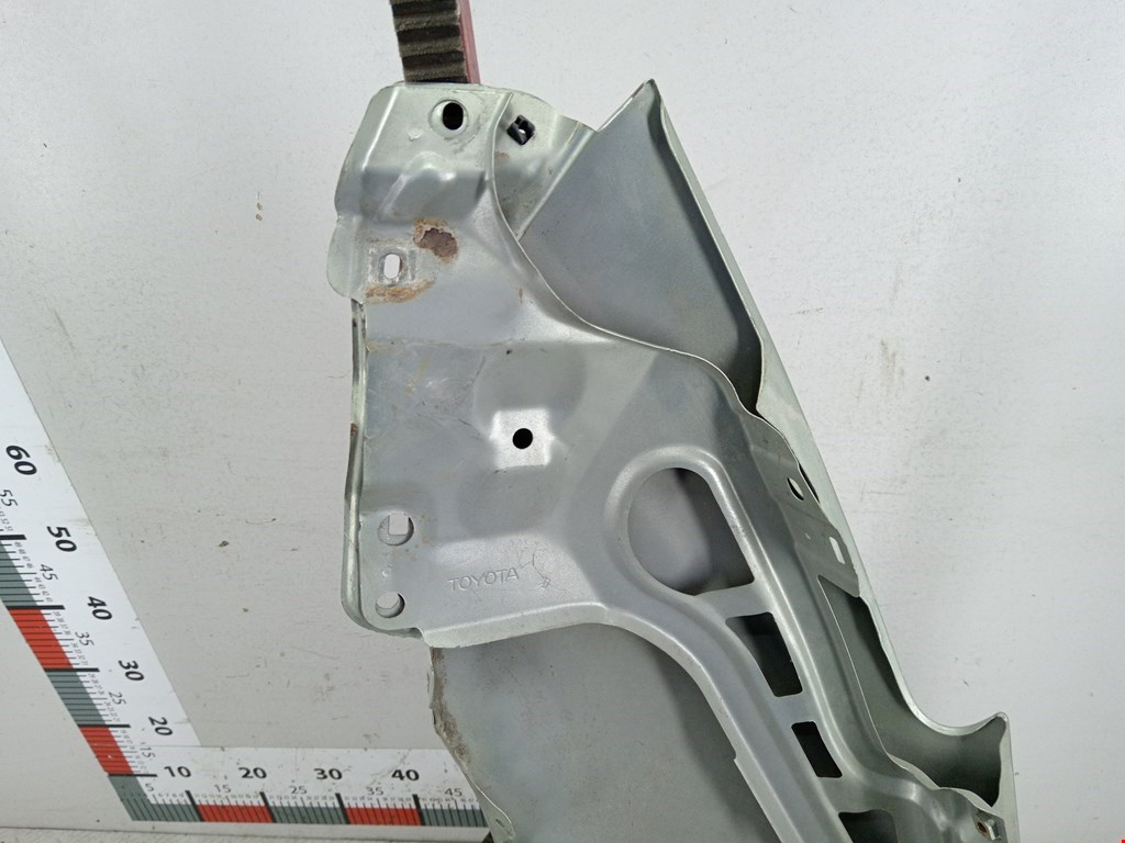 Крыло переднее правое TOYOTA Prius II XW20 2003-2012