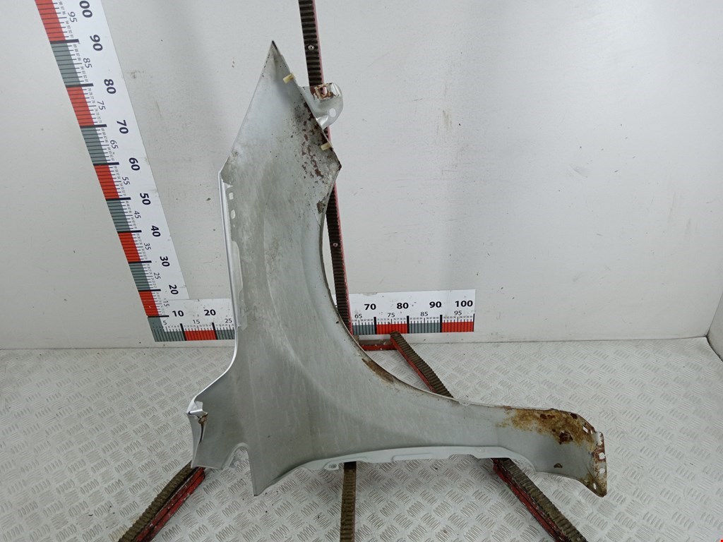 Крыло переднее левое FORD Focus II 2005-2011