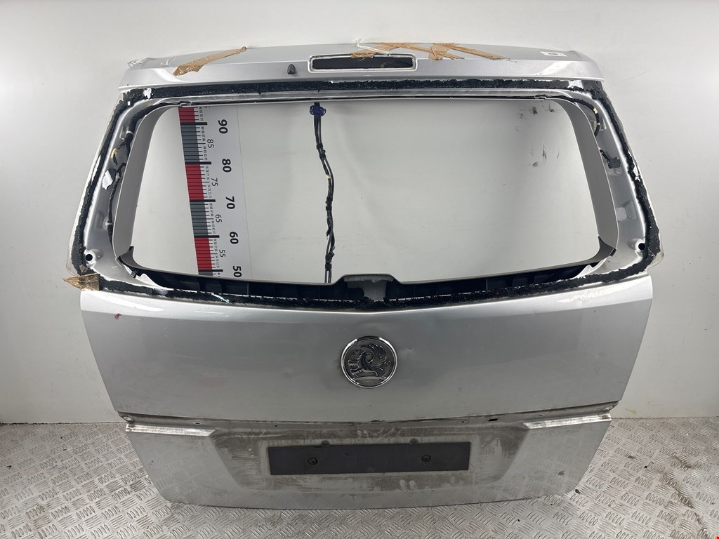 Крышка багажника (дверь багажника) Opel Zafira B (2005-2014)