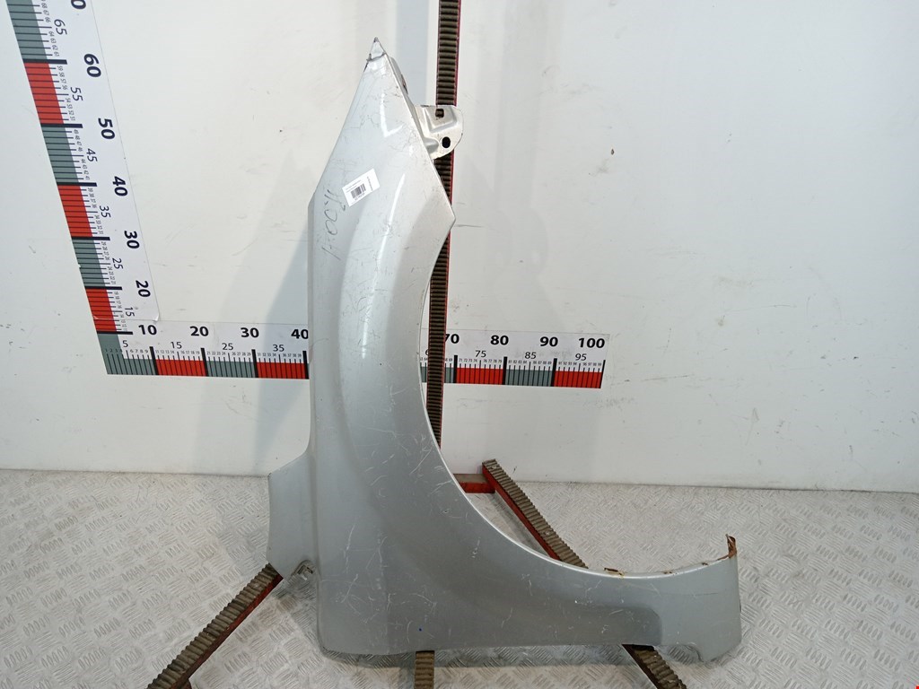 Крыло переднее правое FORD Focus II 2005-2011