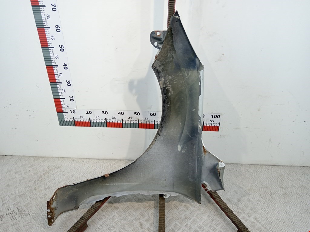 Крыло переднее правое FORD Focus II 2005-2011