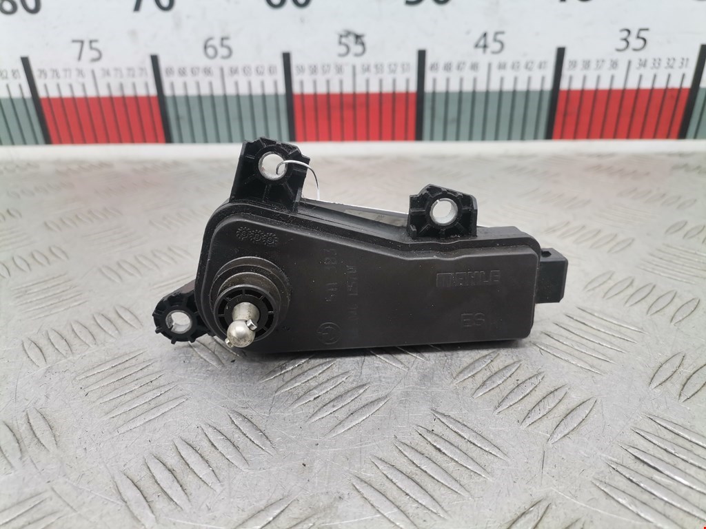 Сервопривод (электропривод моторчик привода) заслонок впускного коллектора BMW 3-Series (E90/E91/E92/E93) (2004-2013)