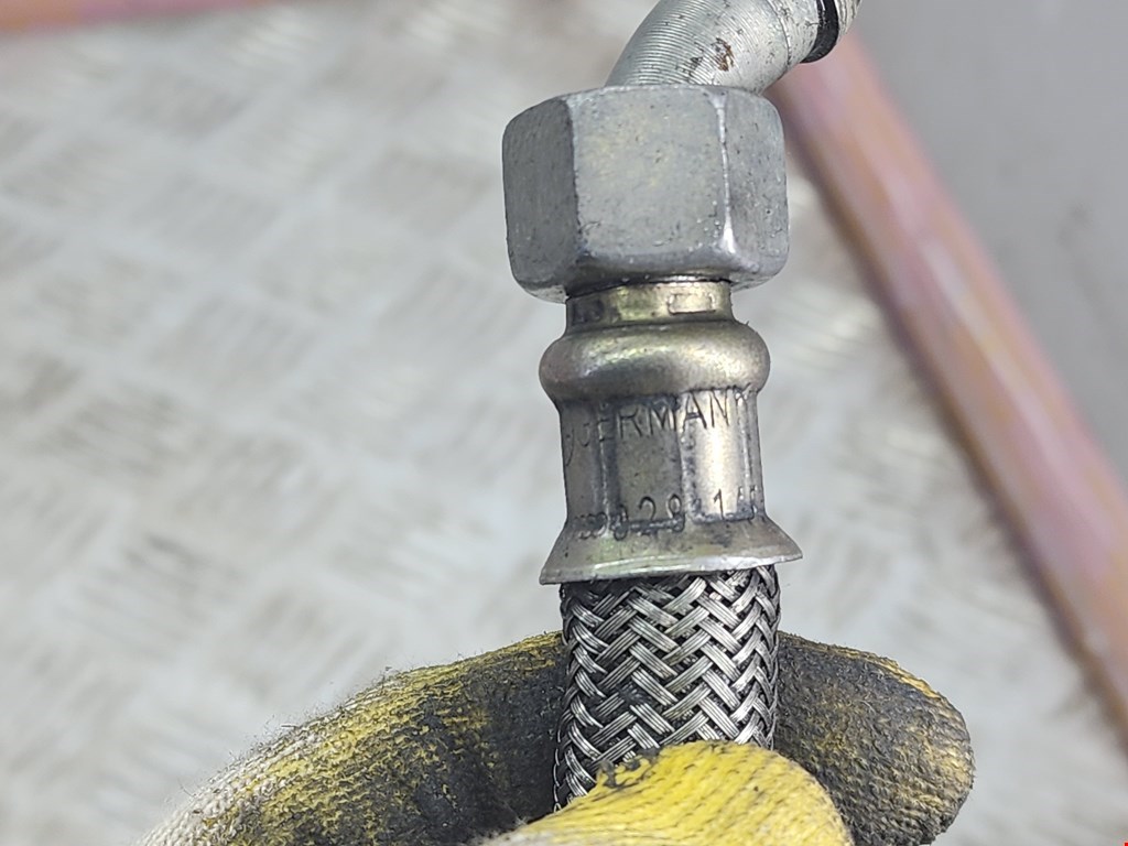 Трубка нагнетателя VOLKSWAGEN Passat B5 1997-2005