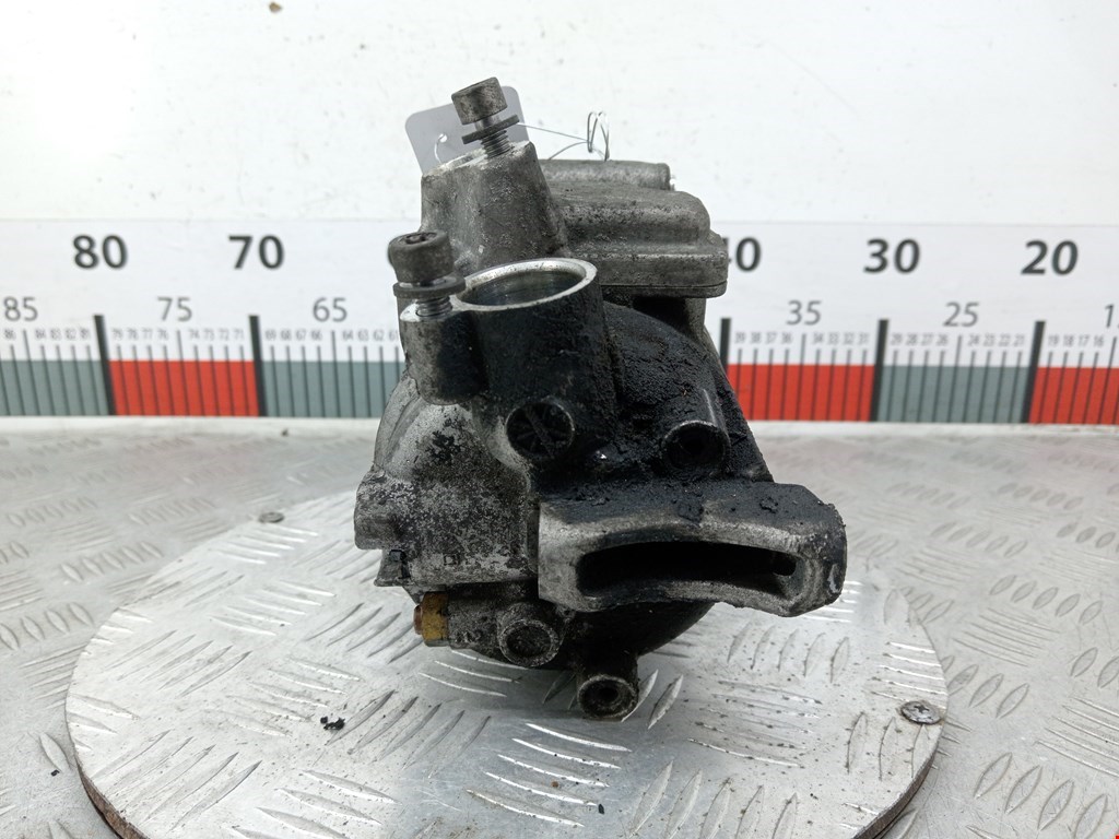 Компрессор кондиционера (системы кондиционирования) VOLKSWAGEN Passat B6 2005-2011