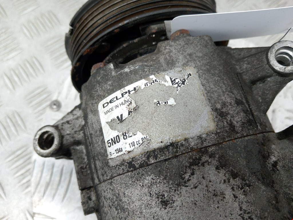 Компрессор кондиционера (системы кондиционирования) VOLKSWAGEN Passat B6 2005-2011