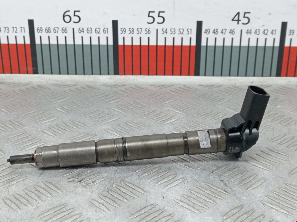 Форсунка дизельная электрическая VOLKSWAGEN Passat B6 2005-2011