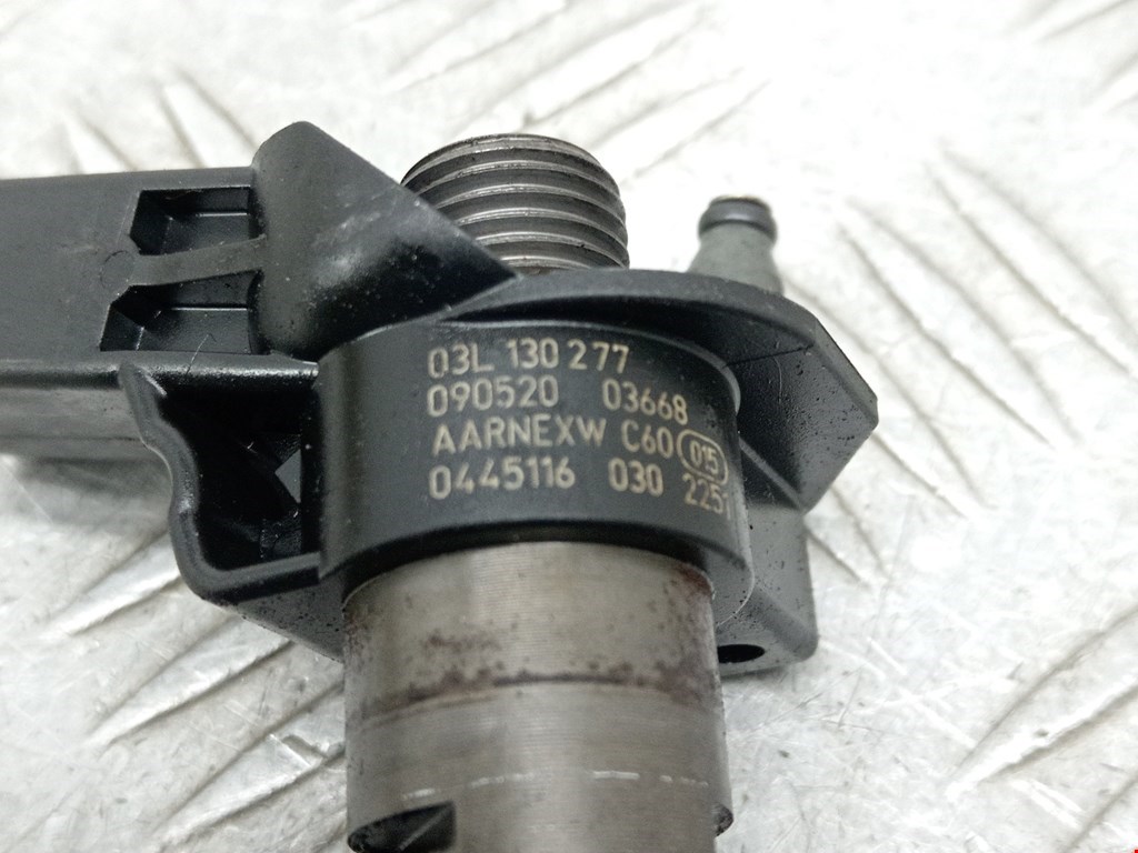 Форсунка дизельная электрическая VOLKSWAGEN Passat B6 2005-2011