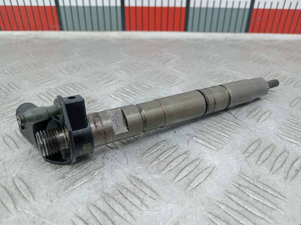 Форсунка дизельная электрическая VOLKSWAGEN Passat B6 2005-2011