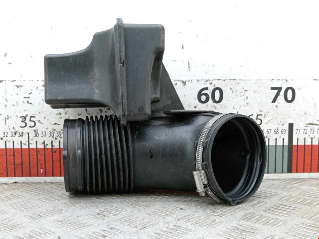 Патрубок воздушного фильтра BMW 3er E90/E91 2005-2012