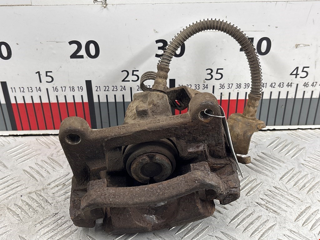 Суппорт задний правый RENAULT Trafic II 2001-2014