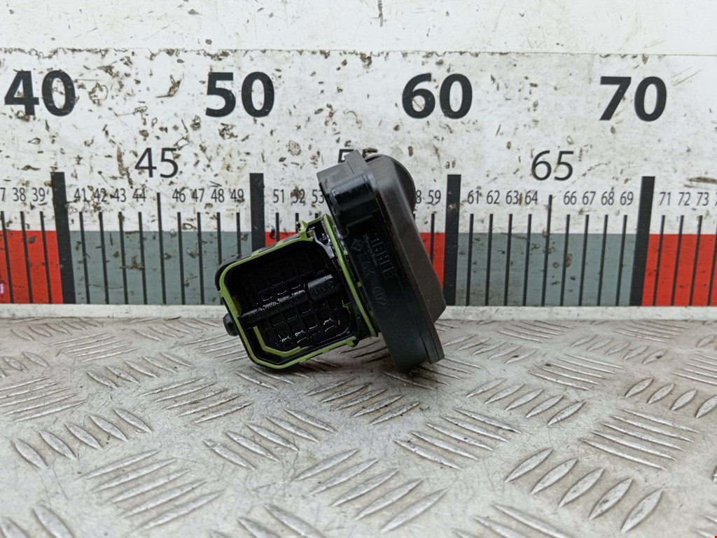 Механизм изменения длинны впускного коллектора BMW 3er E90/E91 2005-2012