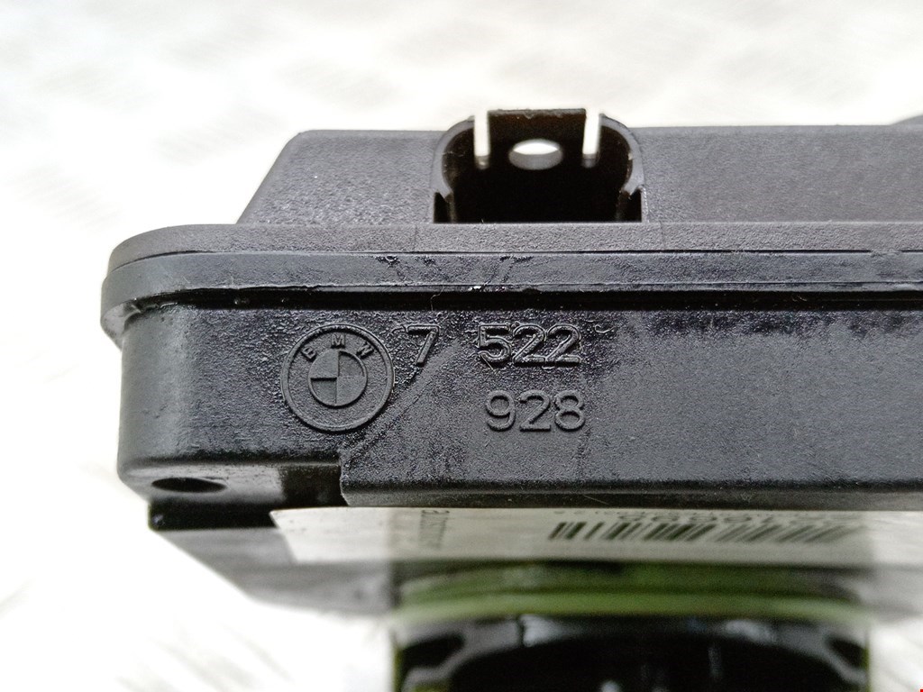 Механизм изменения длинны впускного коллектора BMW 3er E90/E91 2005-2012