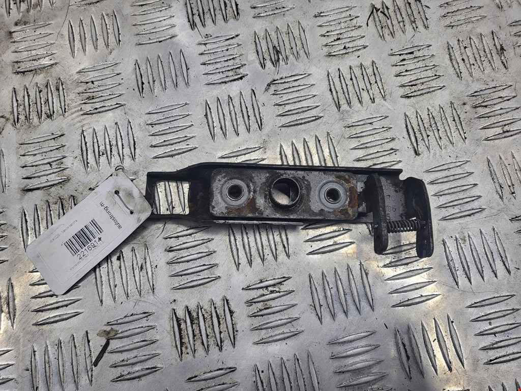 Замок капота Mercedes Sprinter 2 (W906) (2006-2016)