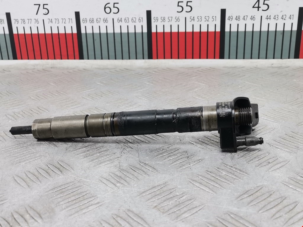 Форсунка дизельная электрическая VOLKSWAGEN Passat B6 2005-2011