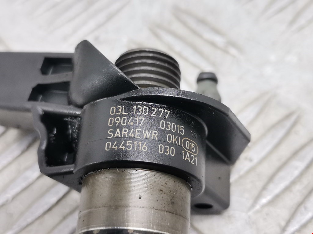 Форсунка дизельная электрическая VOLKSWAGEN Passat B6 2005-2011