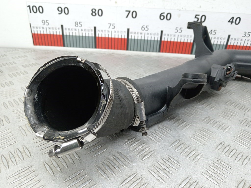 Патрубок интеркулера SEAT Leon 2005-2012