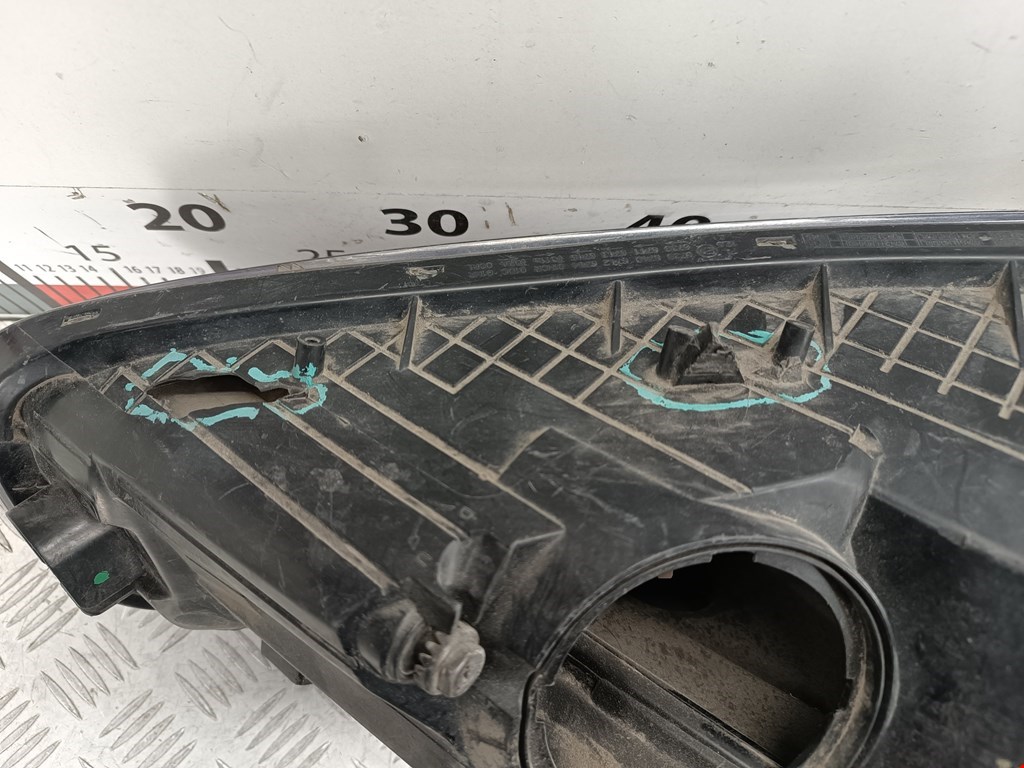 Фара правая KIA Cee'd II 2012-2018