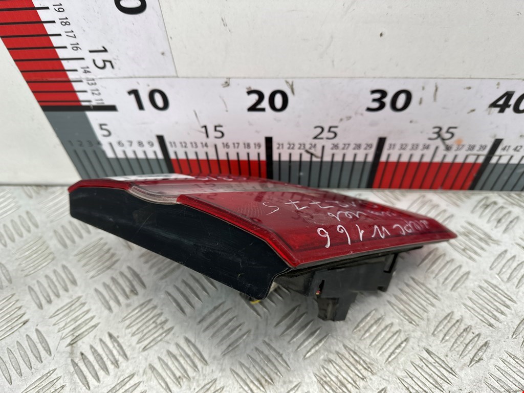 Фонарь задний внутренний левый MERCEDES-BENZ M-Class W166 ML 2011-2015