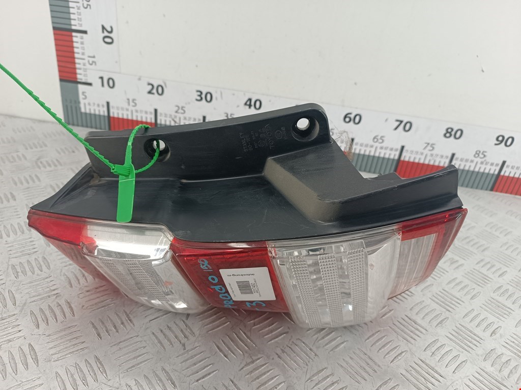 Фонарь задний левый TOYOTA Land Cruiser Prado 150 2009-2024