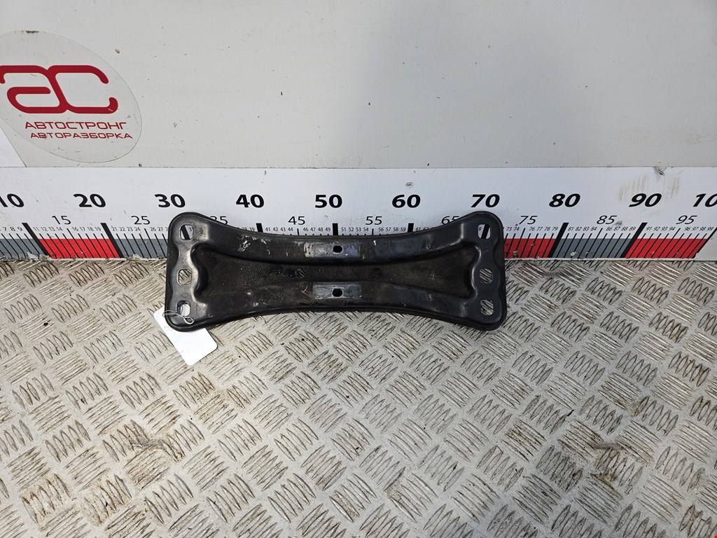 Кронштейн (крепление лапа траверса) кпп Mercedes E-Class (W211) (2002-2009)