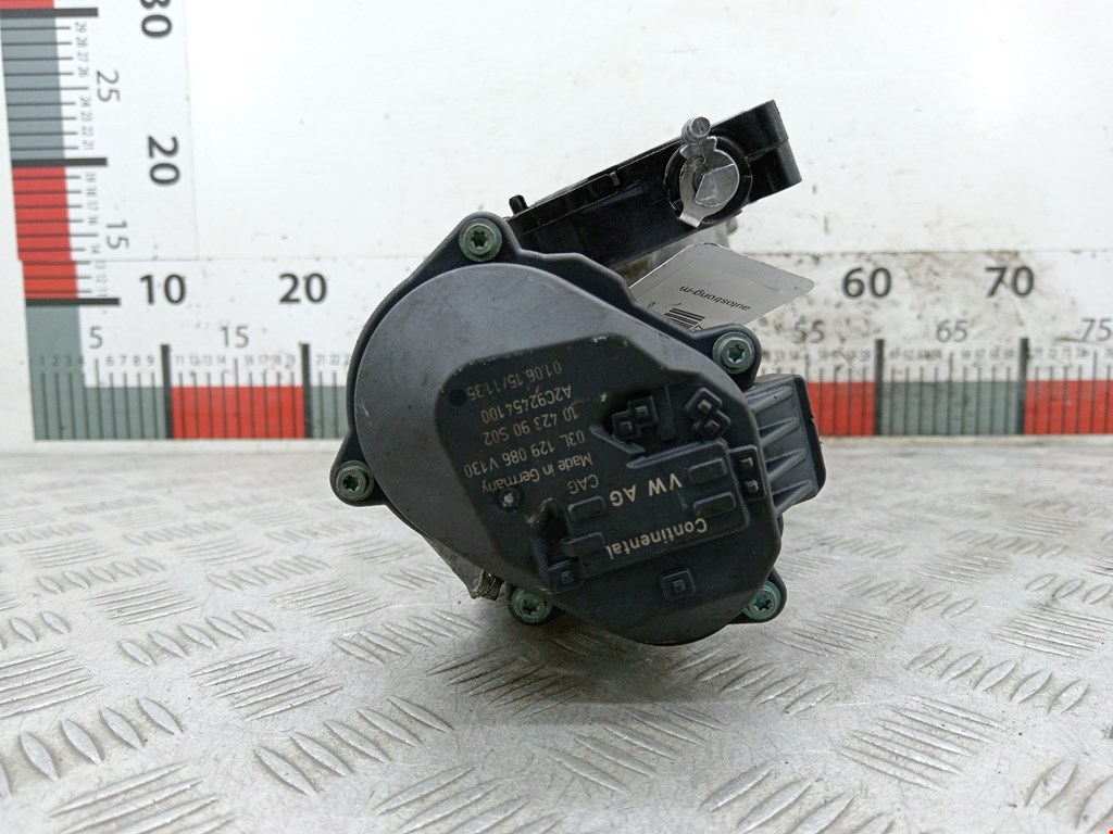 Коллектор впускной VOLKSWAGEN Passat B6 2005-2011