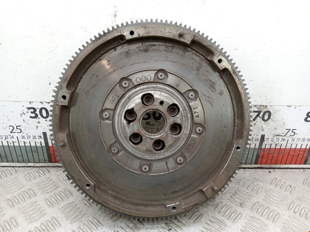 Маховик (демпфер сцепления) VOLKSWAGEN Passat B6 2005-2011