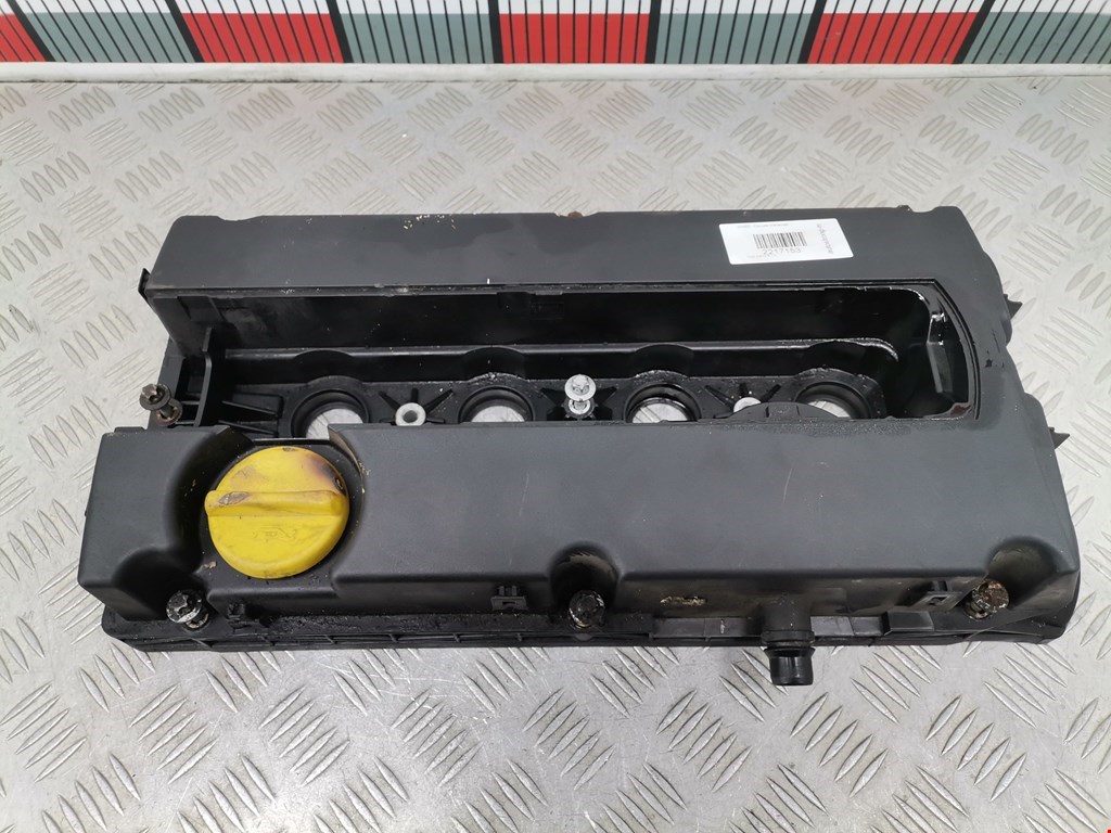 Крышка головки блока (клапанная) OPEL Zafira B 2005-2012