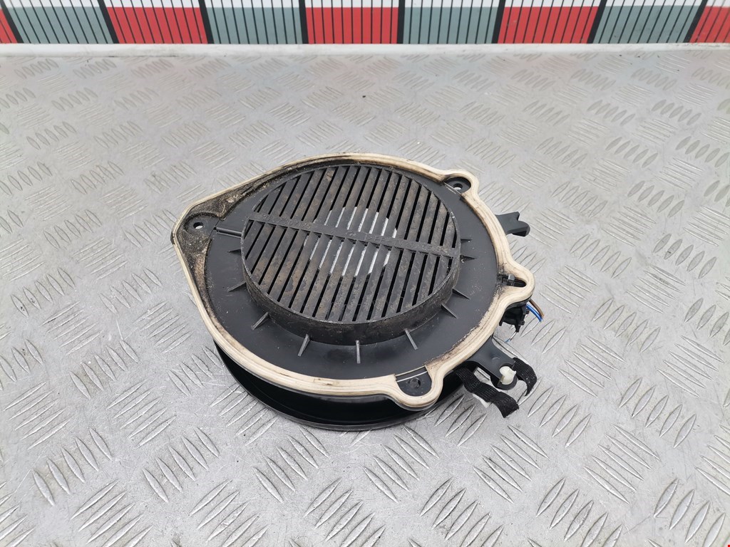 Динамик AUDI A4 B6 2001-2005