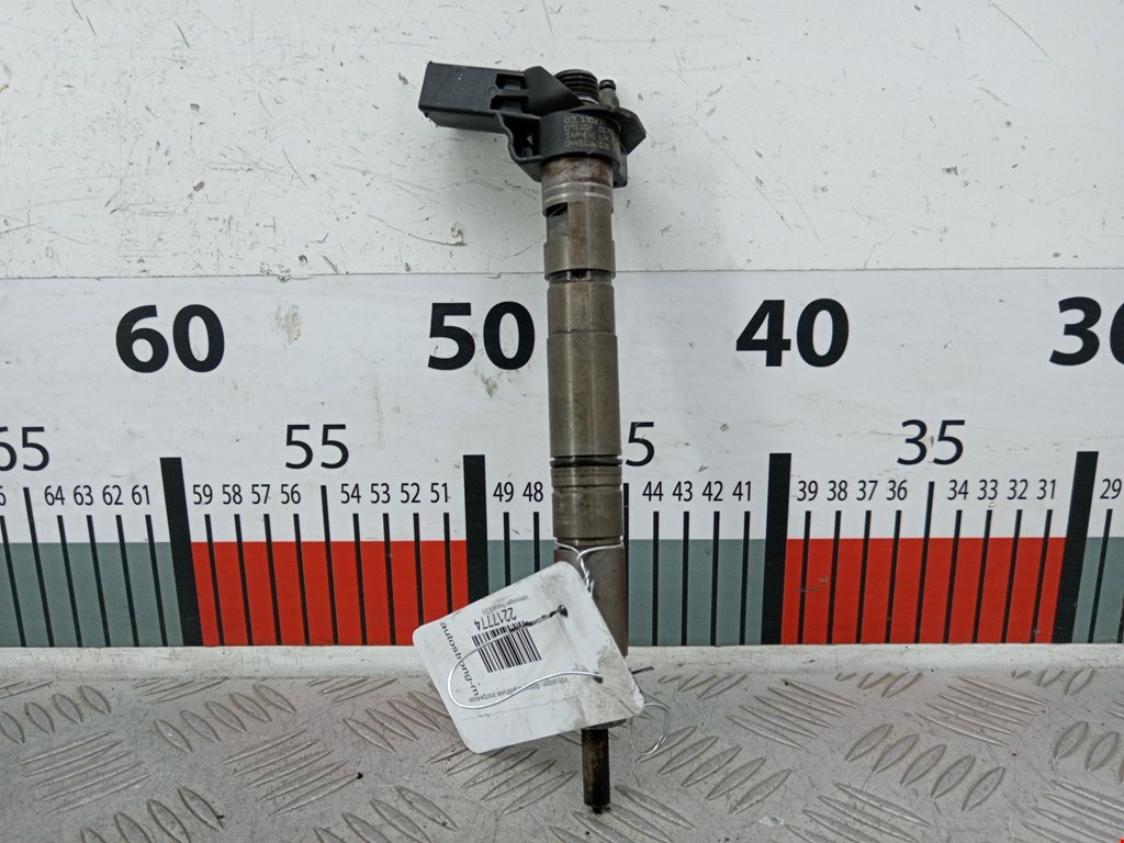 Форсунка дизельная электрическая VOLKSWAGEN Passat B6 2005-2011