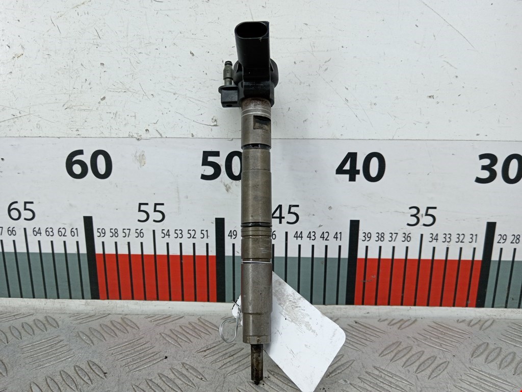 Форсунка дизельная электрическая VOLKSWAGEN Passat B6 2005-2011