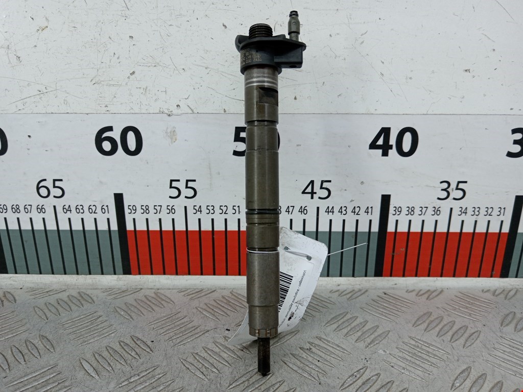 Форсунка дизельная электрическая VOLKSWAGEN Passat B6 2005-2011