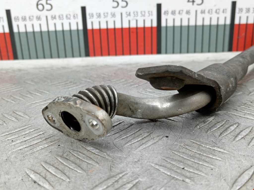 Трубка нагнетателя VOLKSWAGEN Passat B6 2005-2011