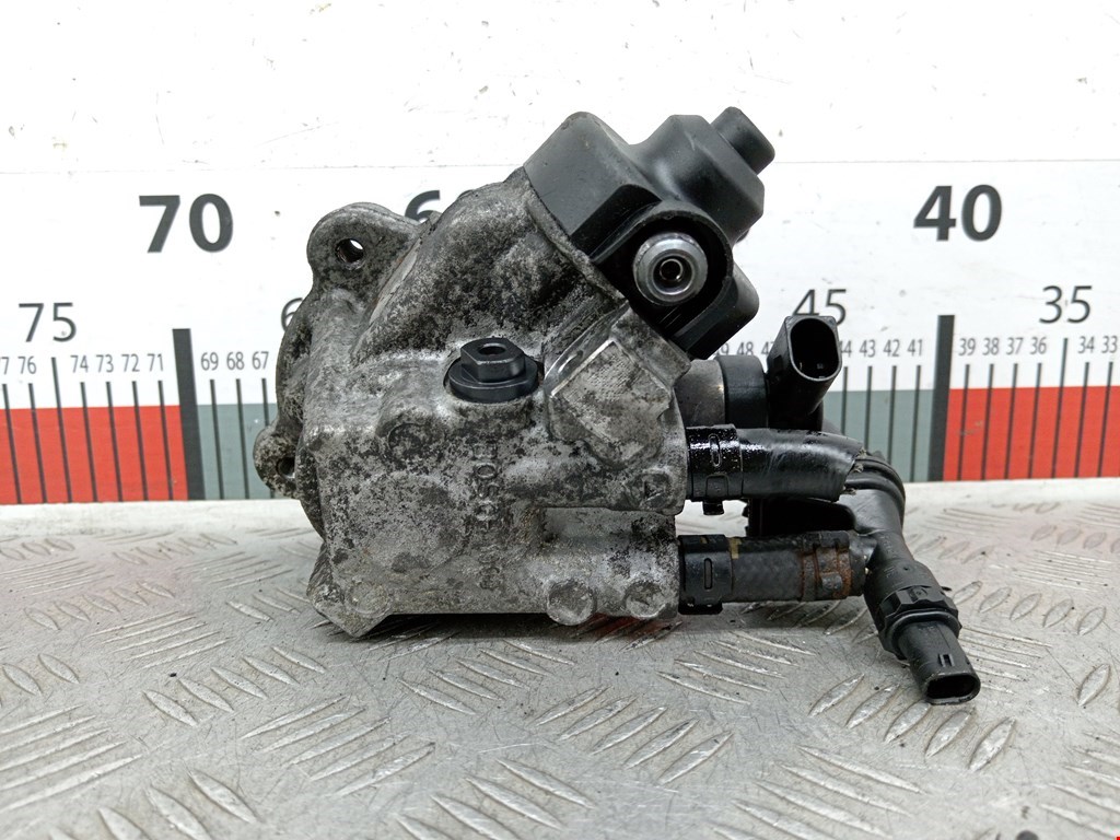 ТНВД (топливный насос высокого давления) VOLKSWAGEN Passat B6 2005-2011