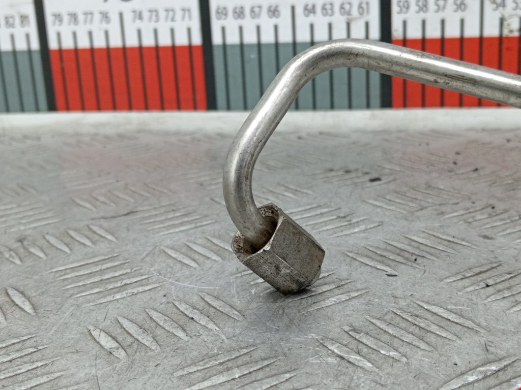 Трубка нагнетателя VOLKSWAGEN Passat B6 2005-2011