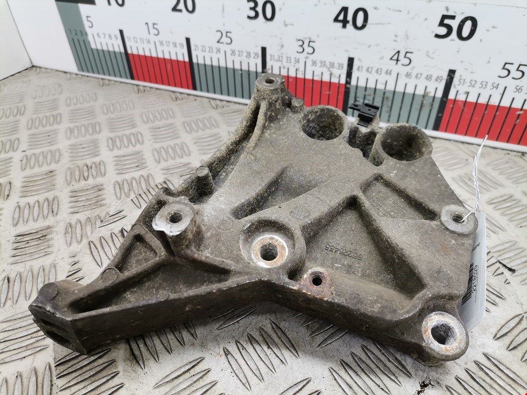 Кронштейн кондиционера ALFA ROMEO Giulietta 2010-2020