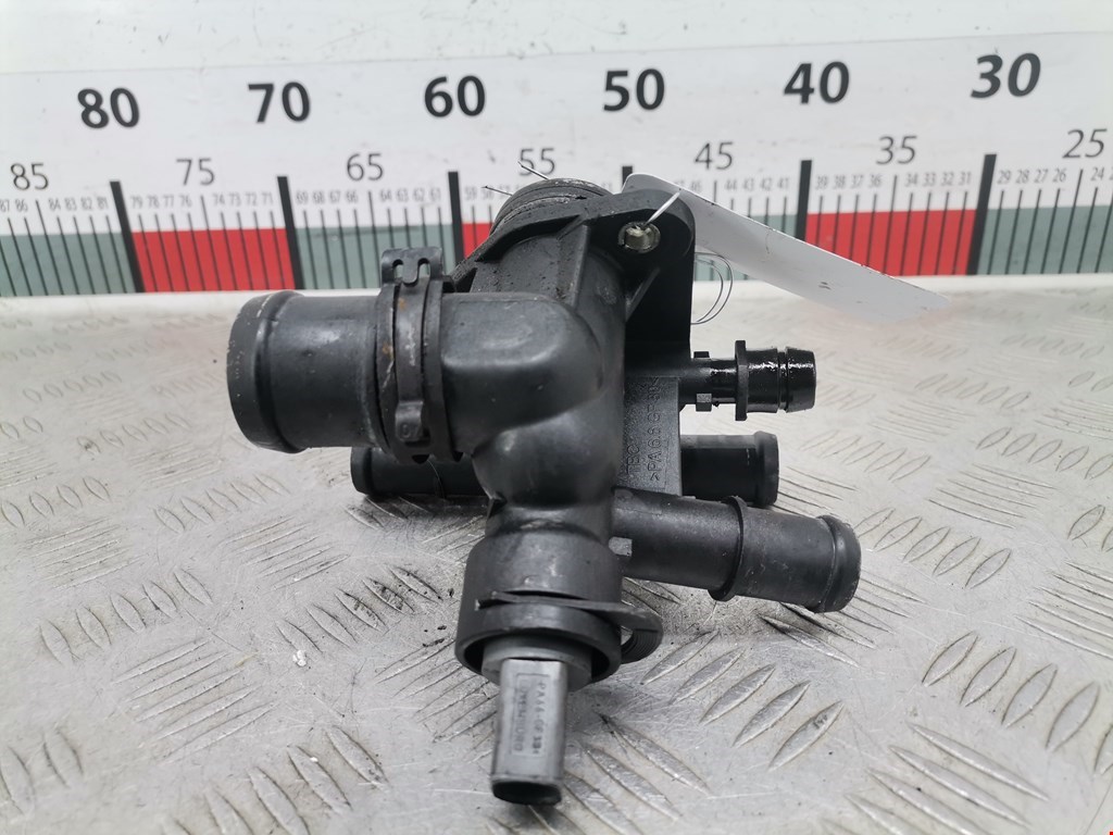 Тройник системы охлаждения VOLKSWAGEN Golf V 2003-2009