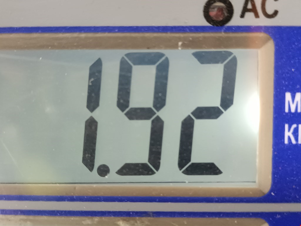 Решетка радиатора INFINITI QX56/QX80 2004-2010