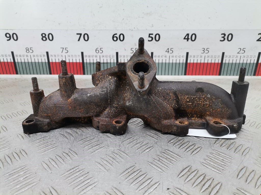 Коллектор выпускной AUDI A4 B7 2004-2007