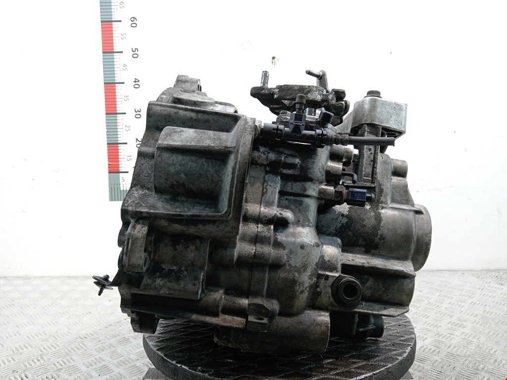 МКПП (Механическая коробка переключения передач) VOLKSWAGEN Golf V 2003-2009