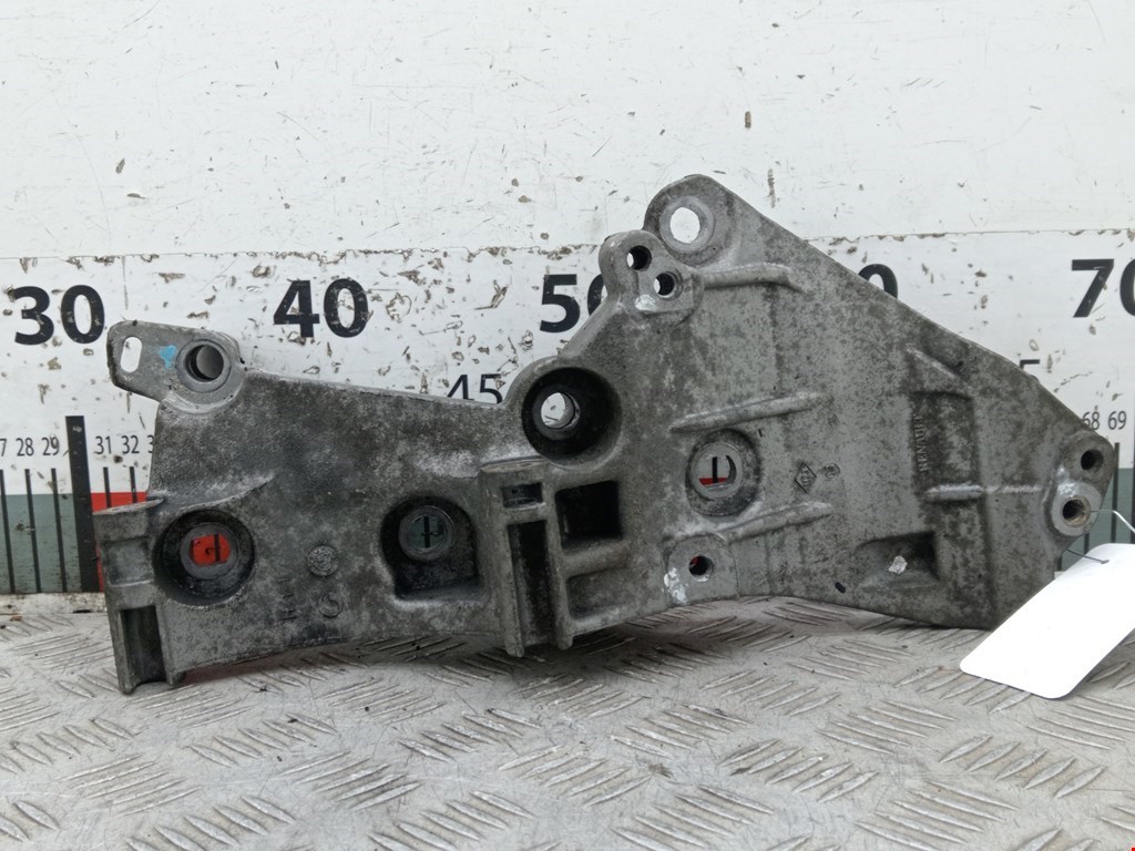 Кронштейн генератора RENAULT Captur II 2019-н.в.