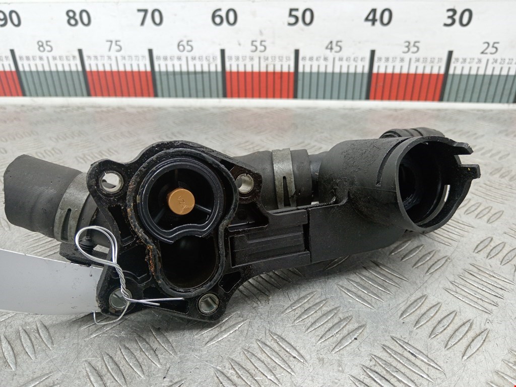 Корпус термостата SKODA Fabia MK2 5J 2007-2014