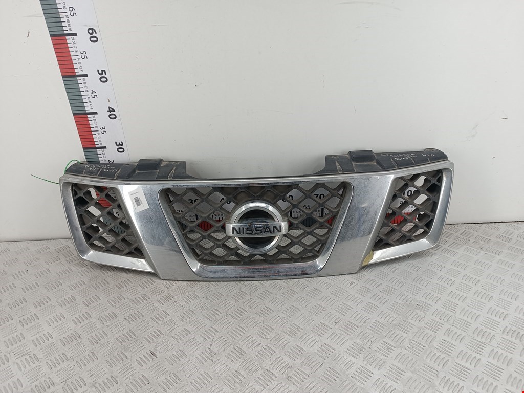 Решетка радиатора NISSAN Navara III D40 2005-2015