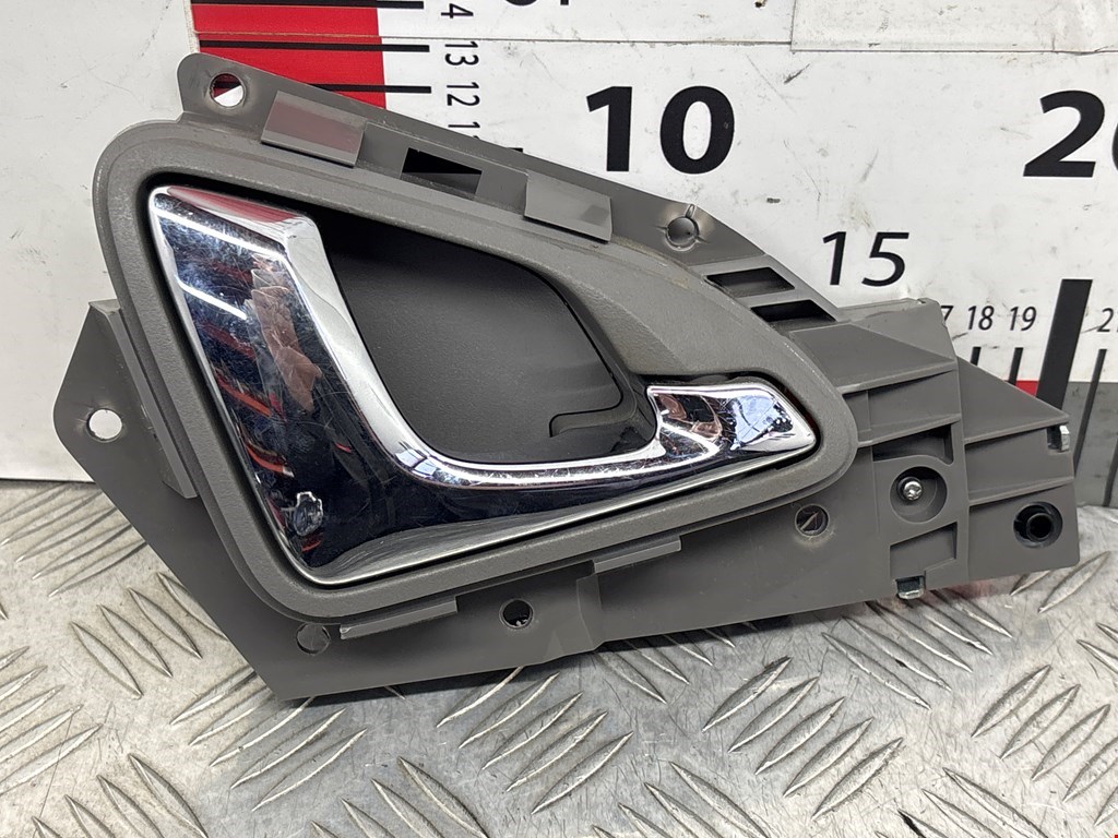 Ручка дверная передняя внутренняя правая HONDA Odyssey 2003-2008