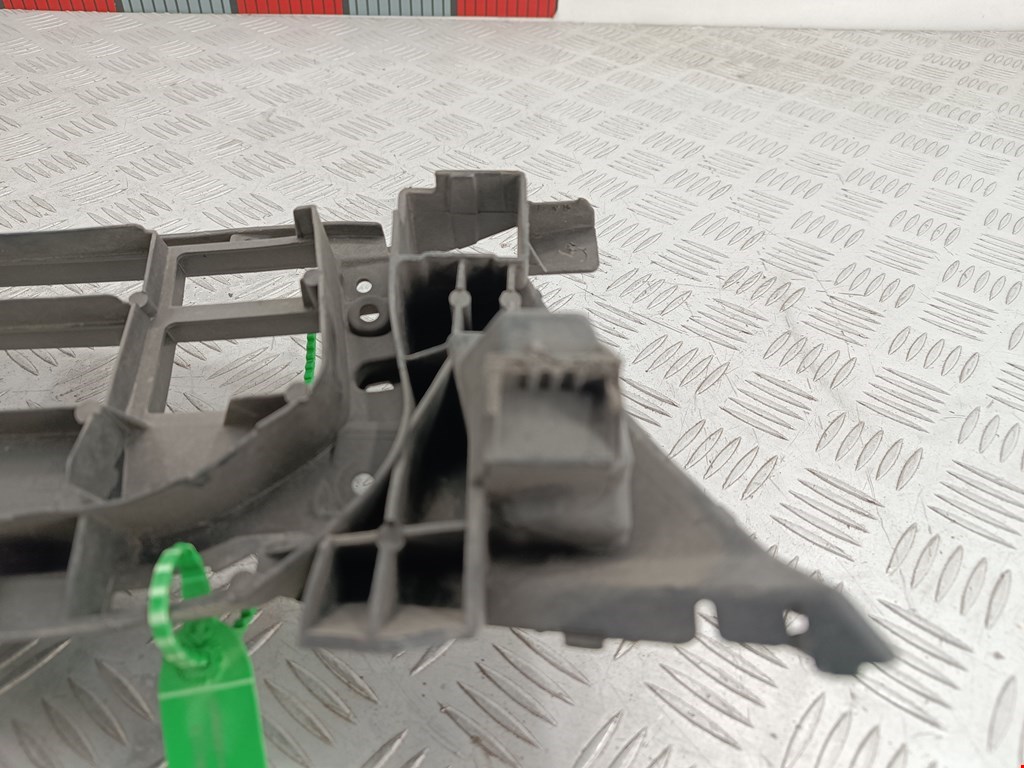 Решетка в бампер AUDI A7 4G 2010-2018