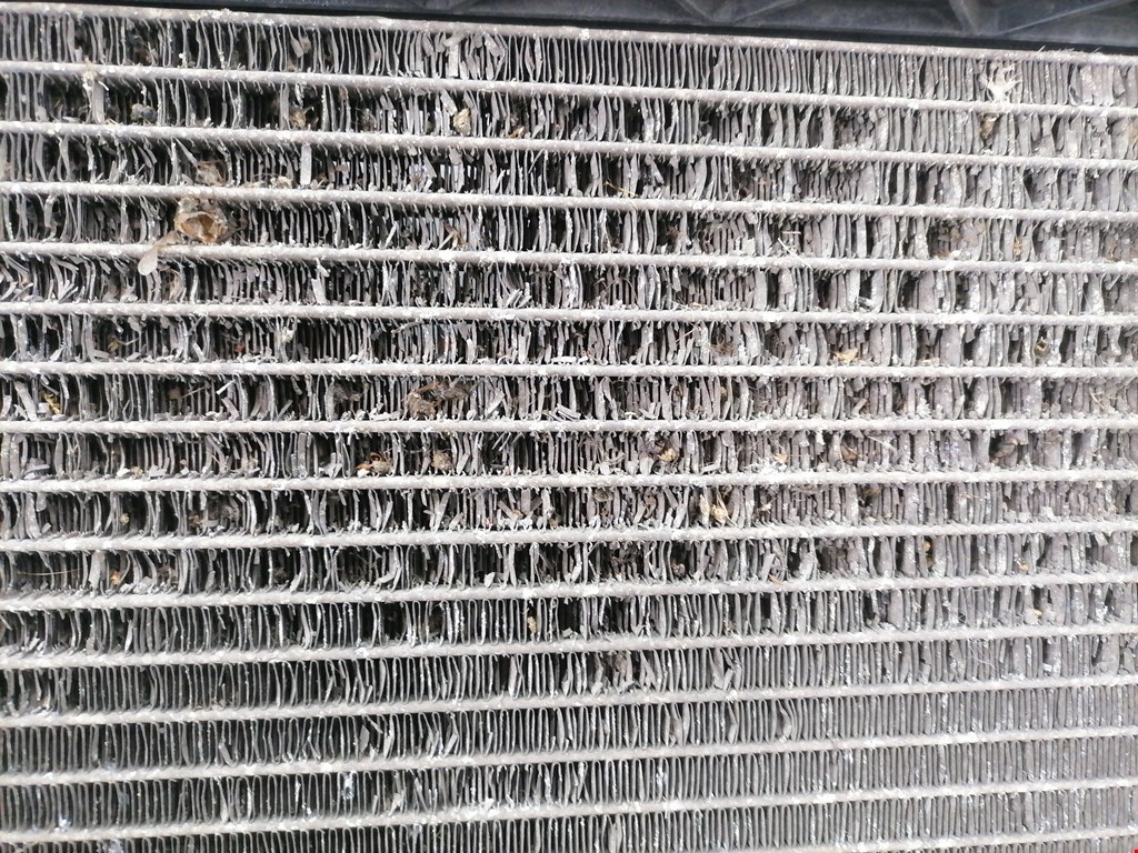 Радиатор кондиционера VOLVO C70 II 2005-2013