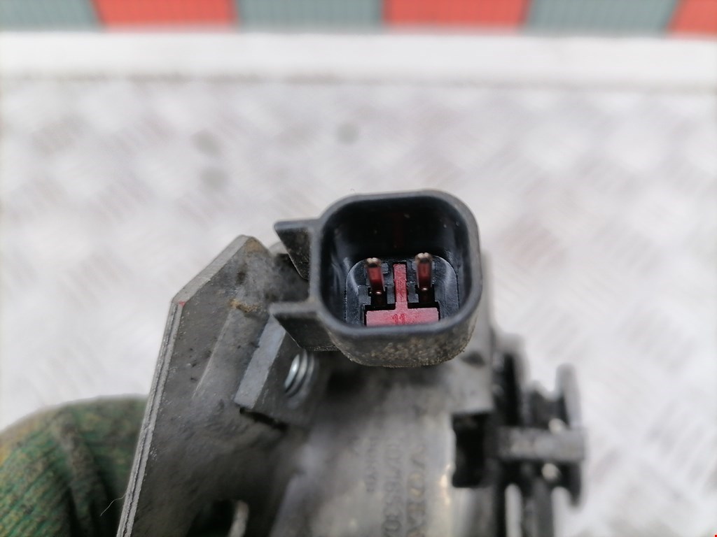 Замок капота VOLVO C70 II 2005-2013