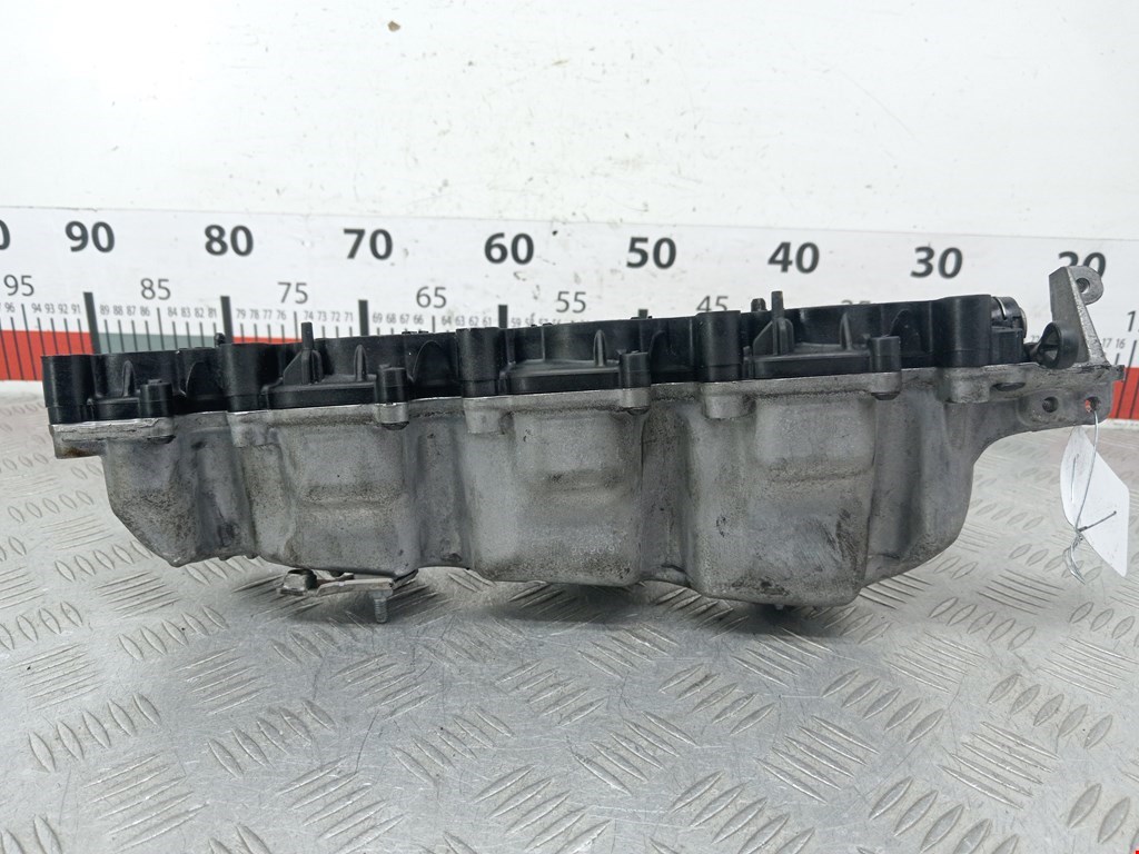 Коллектор впускной VOLKSWAGEN Jetta V 2005-2011