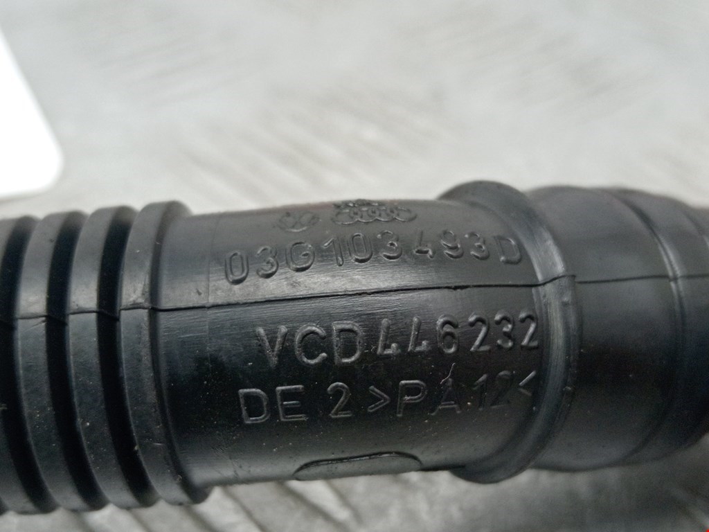 Трубка картерных газов AUDI A3 8P 2003-2013